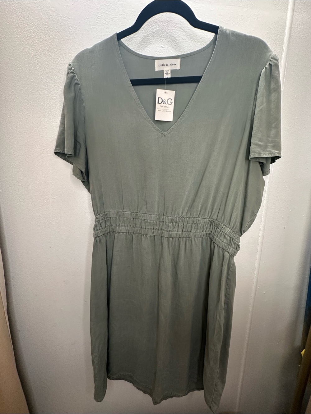 cloth & stone Sage Green V-Neck Short Sleeve Mini Dress